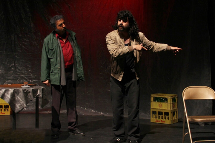 «مرگ در زمستان» و حقایقی که فاش میشود/ چالش در یک کافه بین راهی