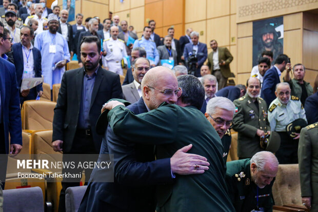 محمدباقر قالیباف رییس مجلس در همایش بین المللی هندسه جدید جهانی در دانشگاه دفاع ملی حضور دارد