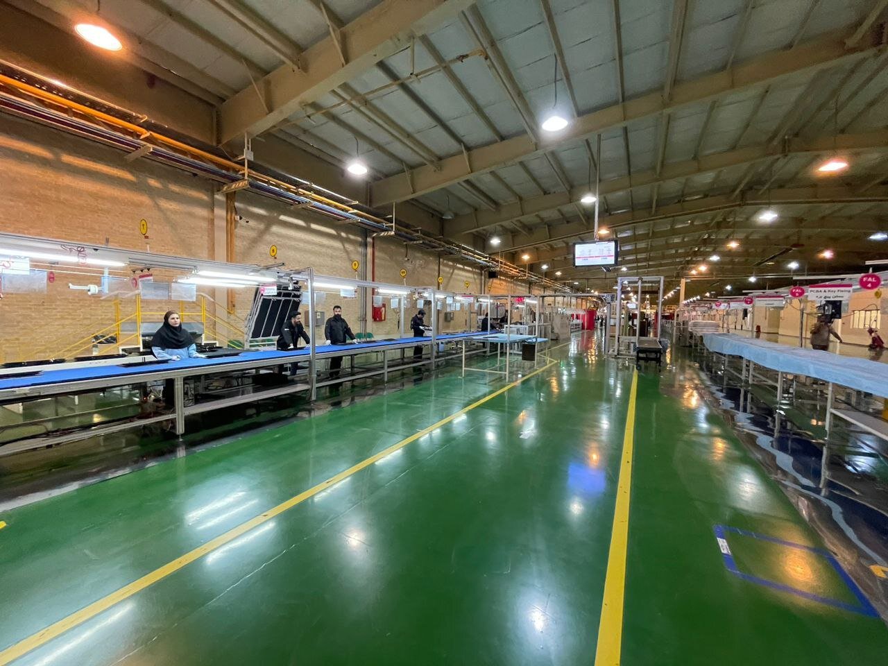 جی پلاس چه میکند؟