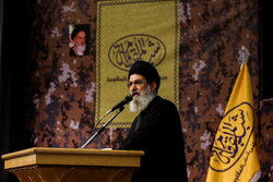 جبهه مقاومت در دنیا اجازه تعرض به جمهوری اسلامی را نمی دهد