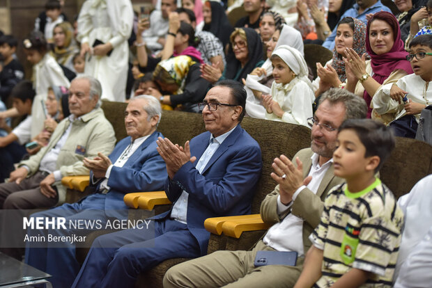 آیین ادبی «اردیبهشت غزل» در شیراز