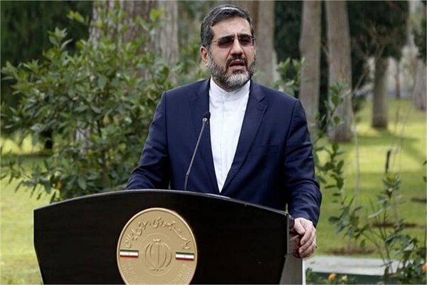 إيران تطالب الإيسيسكو بإتخاذ موقف رسمي ضد تدنيس القرآن الكريم