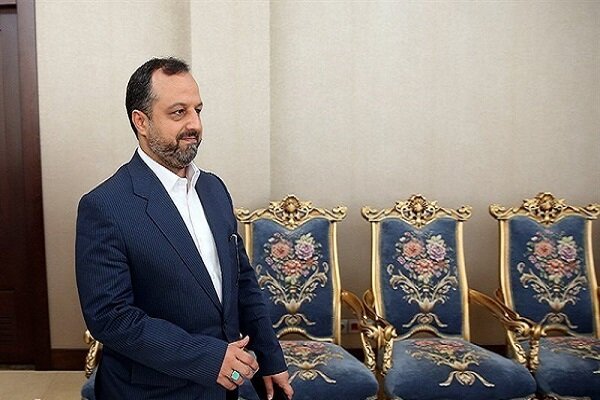 وزير الاقتصاد الايراني يزور الرياض قريبا
