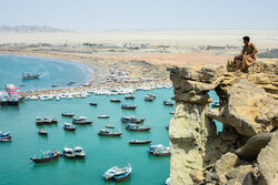 شاطئ بريس... من أجمل وأندر الشواطئ الصخرية في إيران
