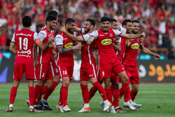 Esteghlal edge Sanat Naft, Persepolis held by Paykan: IPL - Tehran Times