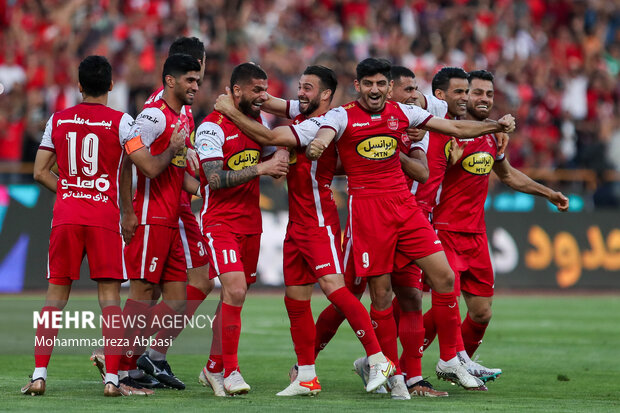 Persepolis claims title of Iranian football league 