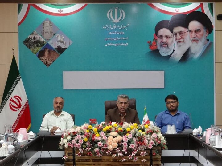 اخلاق نیکو و تکریم مردم سرلوحه کار همه کارکنان باشد