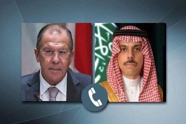گفتگوی تلفنی وزیران خارجه روسیه و عربستان سعودی