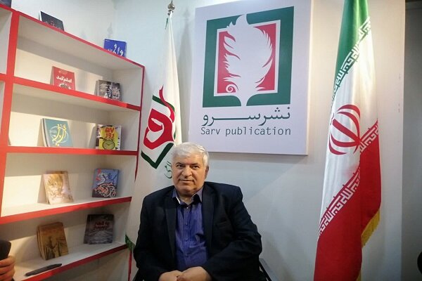 متاسفانه سلبریتیها بیشتر از قهرمانان جنگ شناختهشده هستند