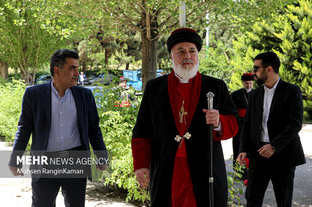 چهارمین دور گفتگوی دینی مرکز گفتگوی ادیان و فرهنگ‌ها با کلیسای شرق آشور با موضوع ایمان و جوانان صبح امروز شنبه ۲۳ اردیبهشت ۱۴۰۲ در سازمان فرهنگ و ارتباطات اسلامی برگزار شد