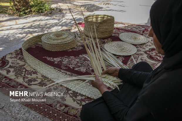 Mat weaving art in Southern Iran
