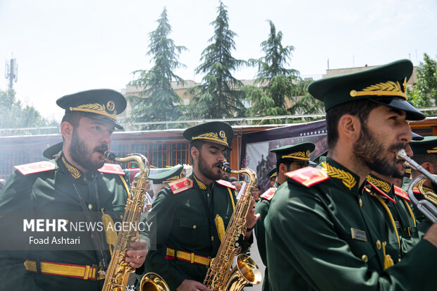 آئین گرامیداشت و تدفین پیکر مطهر شهید گمنام، دوشنبه ۲۵ اردیبهشت با حضور جمعی از خانواده‌های شهدا و مسئولین لشکری در سازمان پدافند غیرعامل کشور برگزار شد