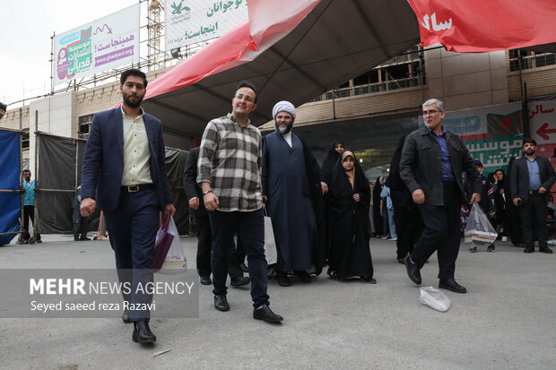 IDO head visits Tehran intl. book fair