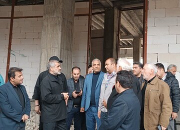 غفلت‌ها از حوزه فرهنگی و رسانه‌ای/تاخیر در احداث تالار شهر اردبیل زیبنده نیست