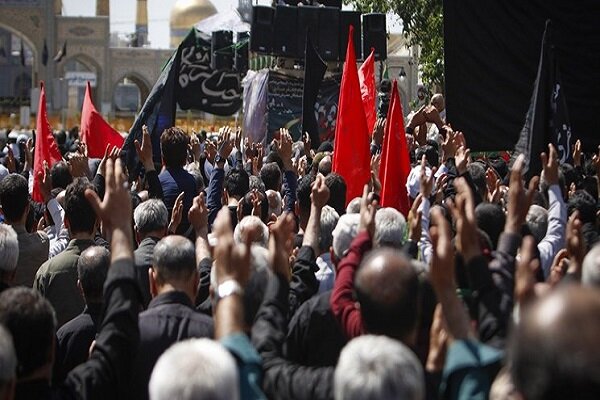 بالفيدئو... الملايين من المسلمين، يحييون ذكرى استشهاد الامام الصادق(ع) في مرقد الامام الرضا(ع) 