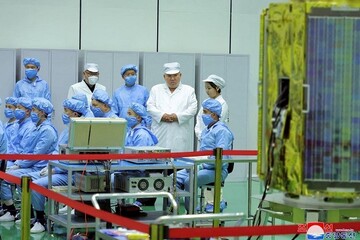 شتاب رهبر کره شمالی برای پرتاب نخستین ماهواره نظامی ارتش به فضا!