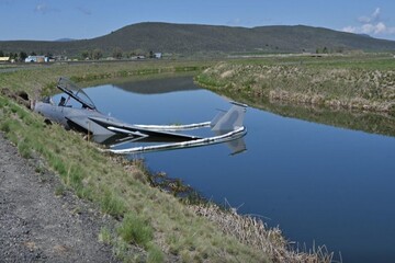 F-15 skids off runway into irrigation canal in US Oregon