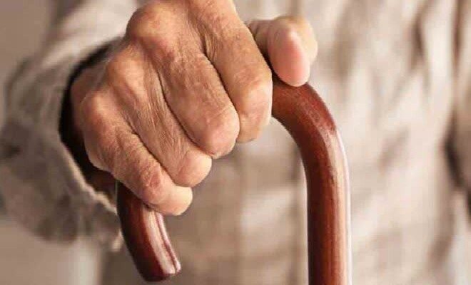شهرستان دیر هر سال پیرتر میشود شهرستان دیر هر سال پیرتر میشود