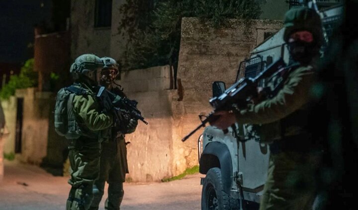 شهادت ۵ فلسطینی در بمباران اردوگاه بلاطه در کرانه باختری