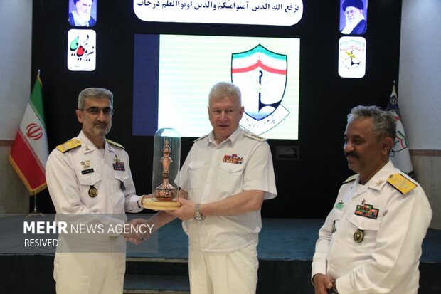 Russian Navy chief visits Naval University of Noshahr 