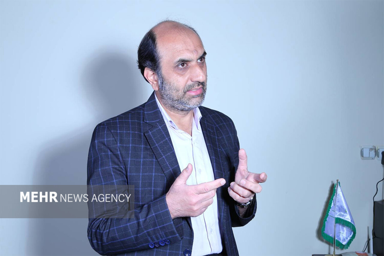 پدر دهه شصتی چشم به راه چهاردهمین فرزند/ از زندگی «لذت» میبرید؟