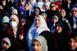 اردوی آموزشی زیارتی دانشجویان دختر دانشکده های علوم پزشکی در مشهد برگزار می‌شود