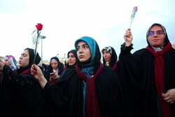 گردهمایی دختران دانشجوی کشور در حرم حضرت معصومه(س) برگزار شد