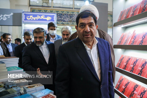 بازدید محمد مخبر از سی و چهارمین نمایشگاه بین المللی کتاب تهران 20