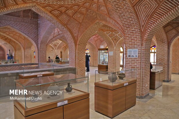 روز جهانی موزه ها و بناهای تاریخی در موزه‌های اردبیل
