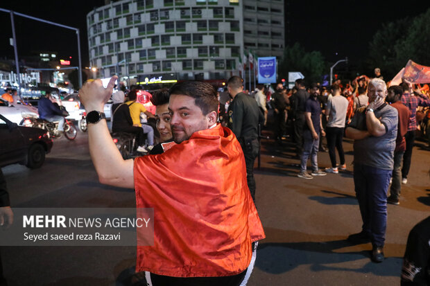 Persepolis fans celebrate wining IPL title by their team