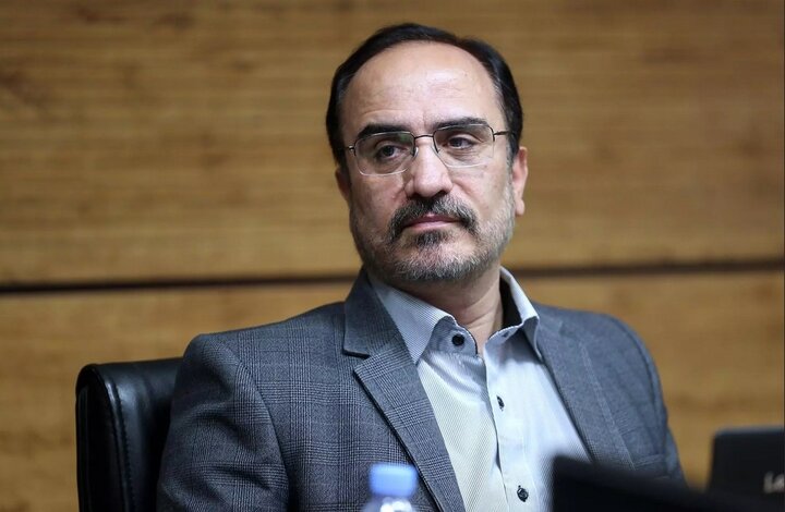 اعطای یک پایه علمی به بانوان هیات علمی در سال «تولد فرزند»