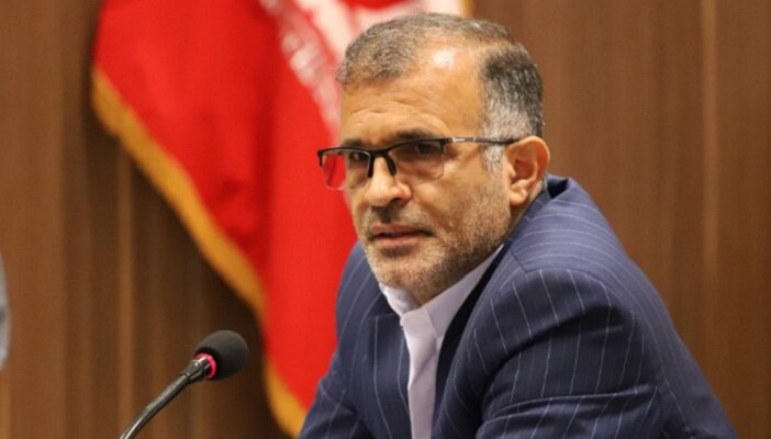 انتقاد عضو شورای شهر رشت از کیفیت آسفالت معابر و خیابان ها انتقاد عضو شورای شهر رشت از کیفیت آسفالت معابر و خیابان ها