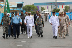 İran Ordusu Deniz Kuvvetleri'ne bağlı 86. filonun karşılama töreni