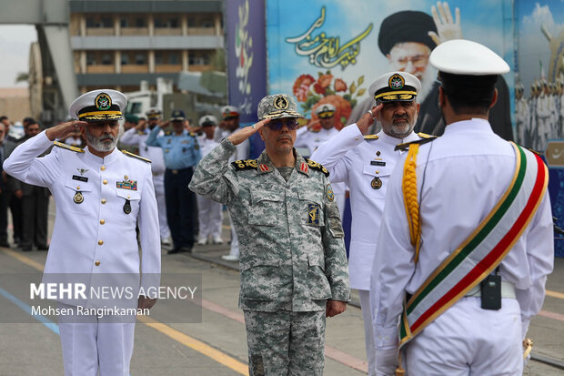  مراسم استقبال دورية الـ 86 البحرية التابعة للجيش في ميناء بندر عباس