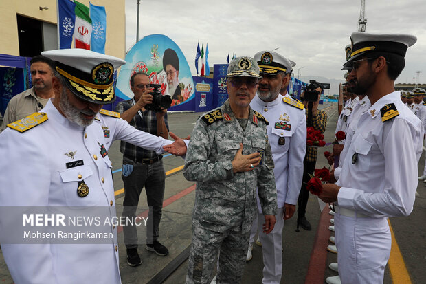 Welcoming ceremony of Navy’s 86th flotilla in Bandar Abbas