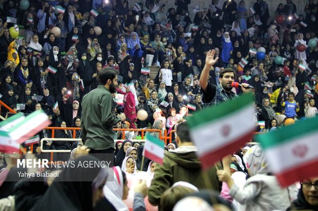 جشن بزرگ «دختران ماه» در کرمانشاه