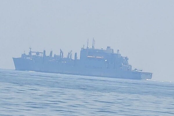 تصاویری از رصد ناو «پل همیلتون» در تنگه هرمز