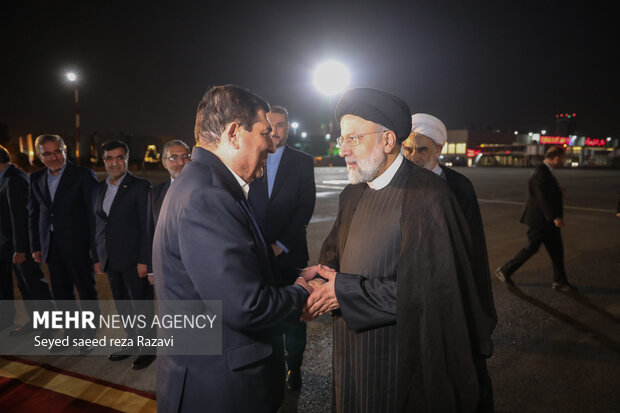 President leaves Tehran for Jakarta