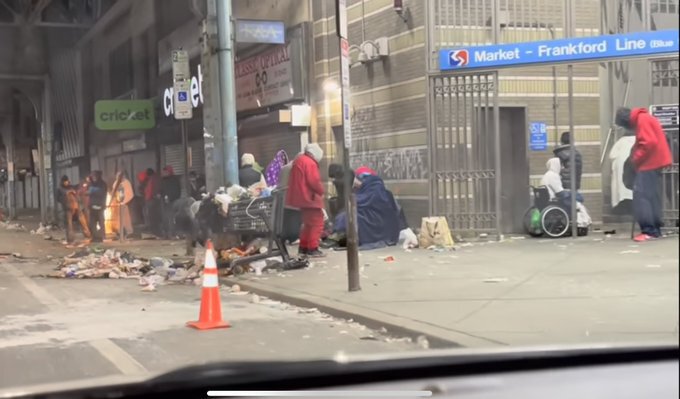 جولان دلهرهآور «زامبیها» در خیابانهای آمریکا+ فیلم وتصاویر