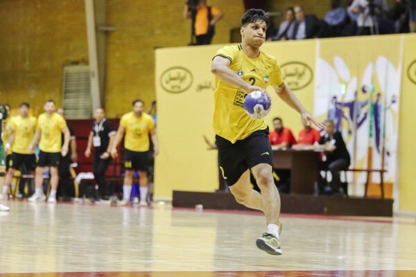 سپاهان ۳ بازیکن خارجی استخدام می کند