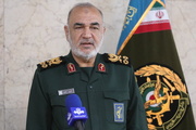 سەرلەشکەر سەلامی : بەسیجییەکان بۆ شەڕی گەورە و جەهاد ئامادەن