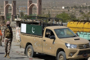 Pakistan'da intihar saldırısı: 4 ölü
