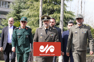 واکنش وزیر دفاع به همکاری ایران با روسیه در ساخت ناوشکن
