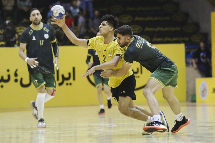 پوستر مسابقات هندبال جام باشگاههای آسیا در اصفهان رونمایی شد پوستر مسابقات هندبال جام باشگاههای آسیا در اصفهان رونمایی شد