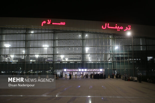 نخستین گروه از حجاج ایرانی عازم سرزمین وحی شدند