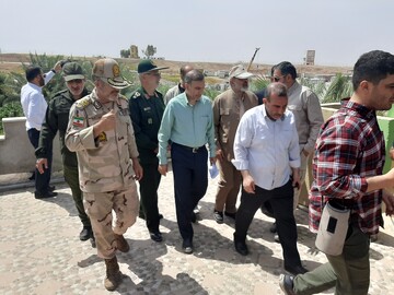 بازدید وزیر کشور از مرز خسروی شهرستان قصرشیرین