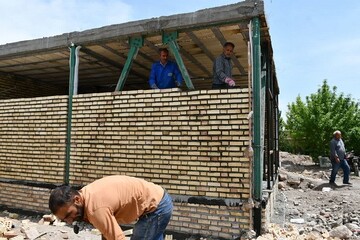 پایان بازسازی ۳۰۰ واحد مسکونی در مناطق زلزله زده خوی