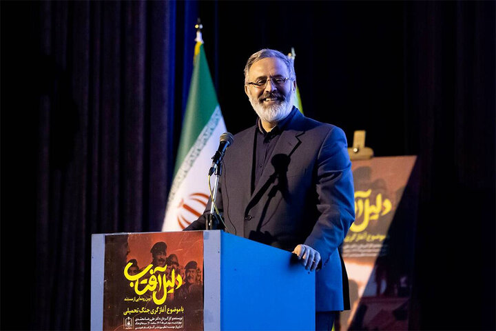 «دلیل آفتاب» پاسخ به شبهات پیرامون امام (ره) است/دقت در پژوهش اثر