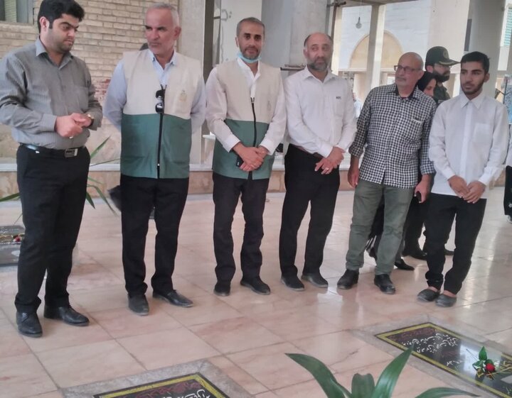 پیام شهدا باید به نسل جوان منتقل شود