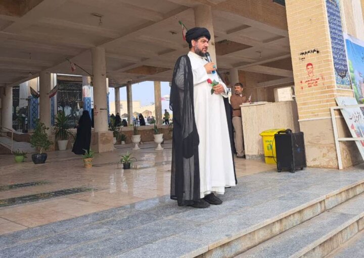 پیام شهدا باید به نسل جوان منتقل شود